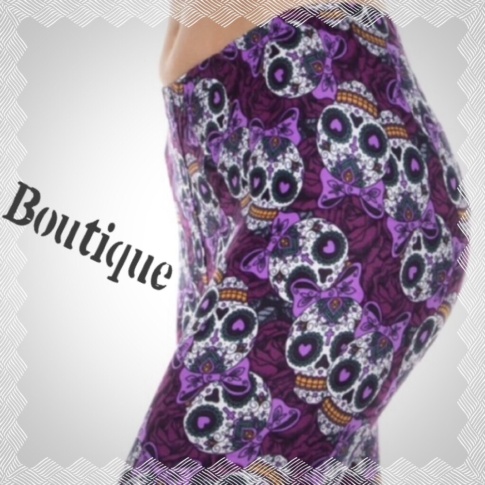 🚨Last 1! Soft Sugar Skull Leggings - Picture 4 of 4